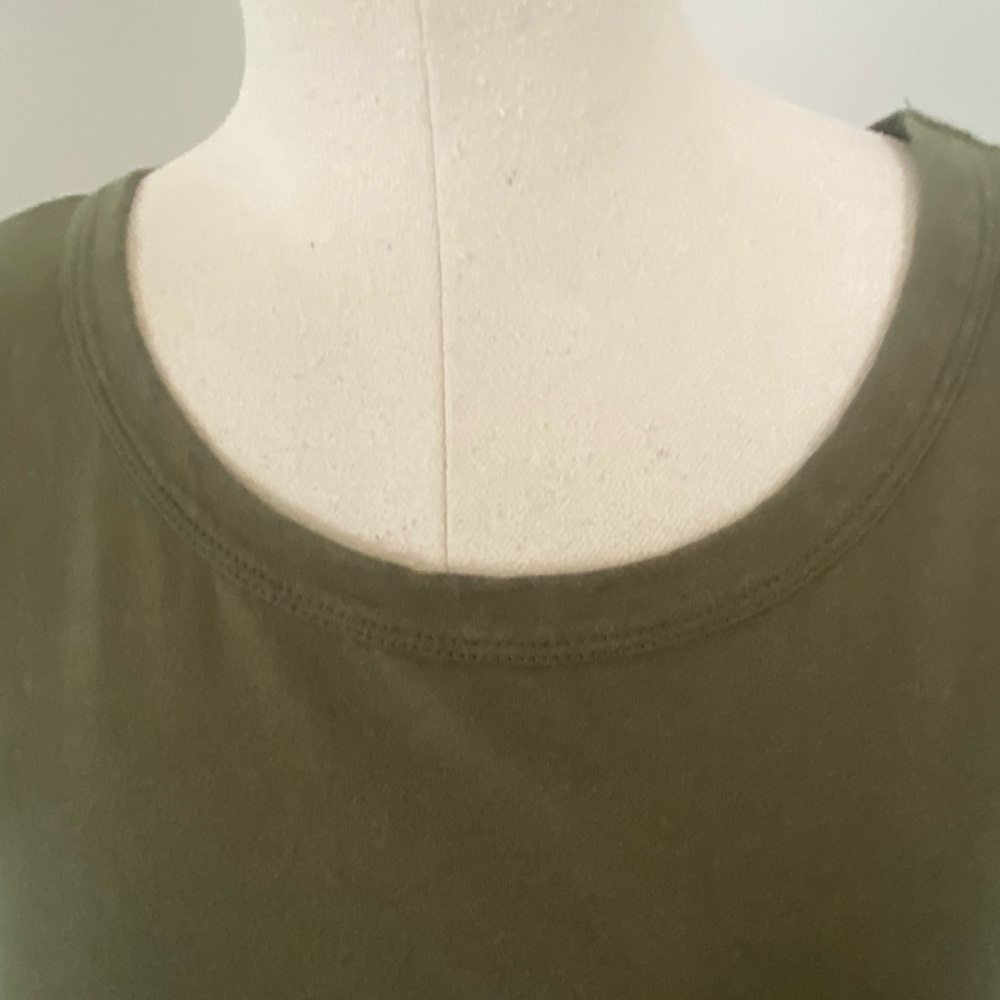 Time and Tru Green Short Sleeve Tiered Dress - Picture 2 of 7